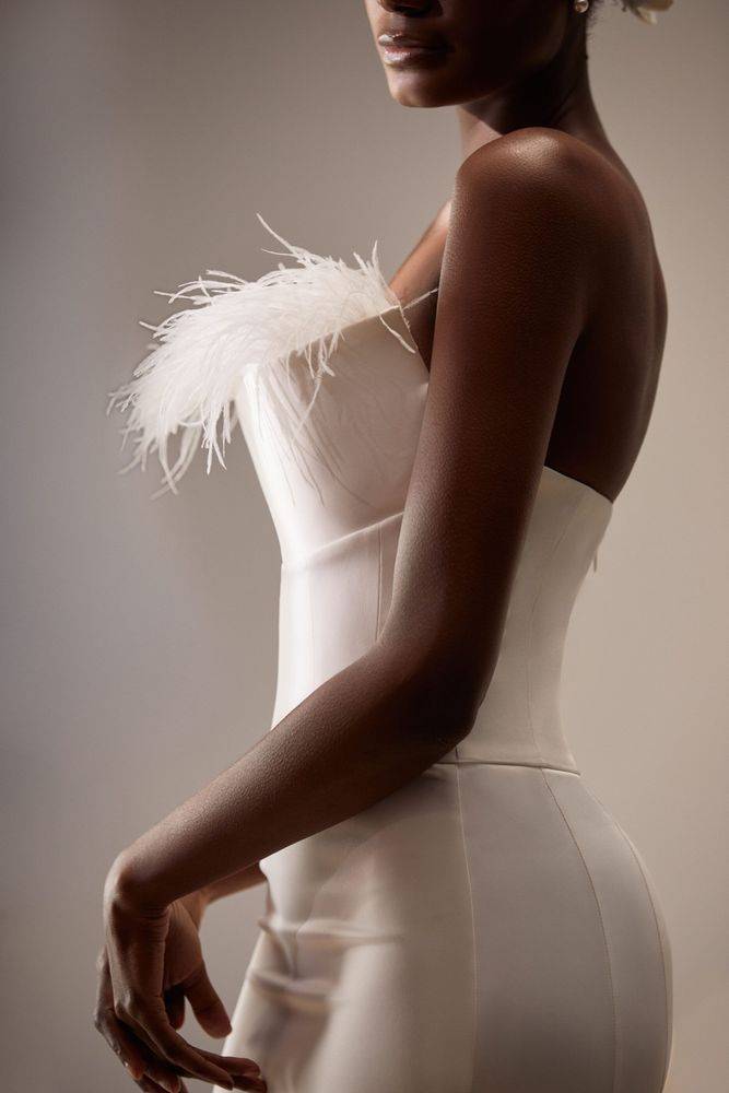 Notre zone d'activité pour ce service Acheter une robe de mariée princesse tulle paillettes du créateur Milla Nova dans une boutique près de Monaco