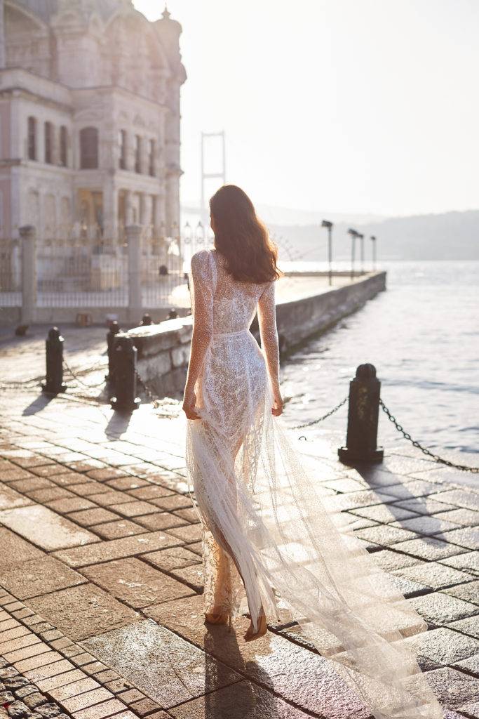 Notre zone d'activité pour ce service Acheter une robe de mariée princesse tulle paillettes du créateur Milla Nova dans une boutique proche de Toulon dans le Var