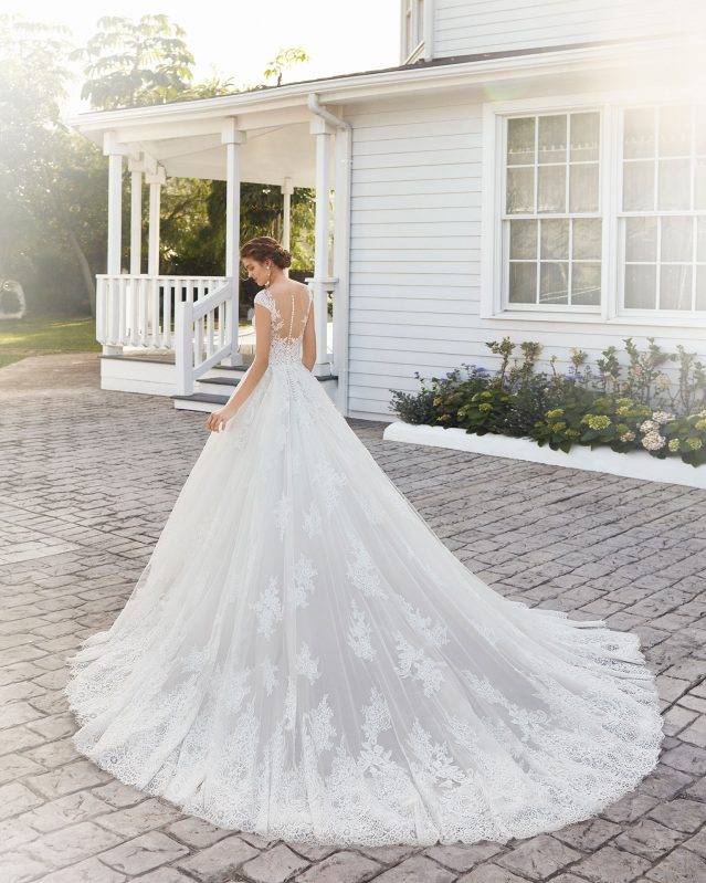 boutique de robe de mariée glamour Marseille près de Martigues