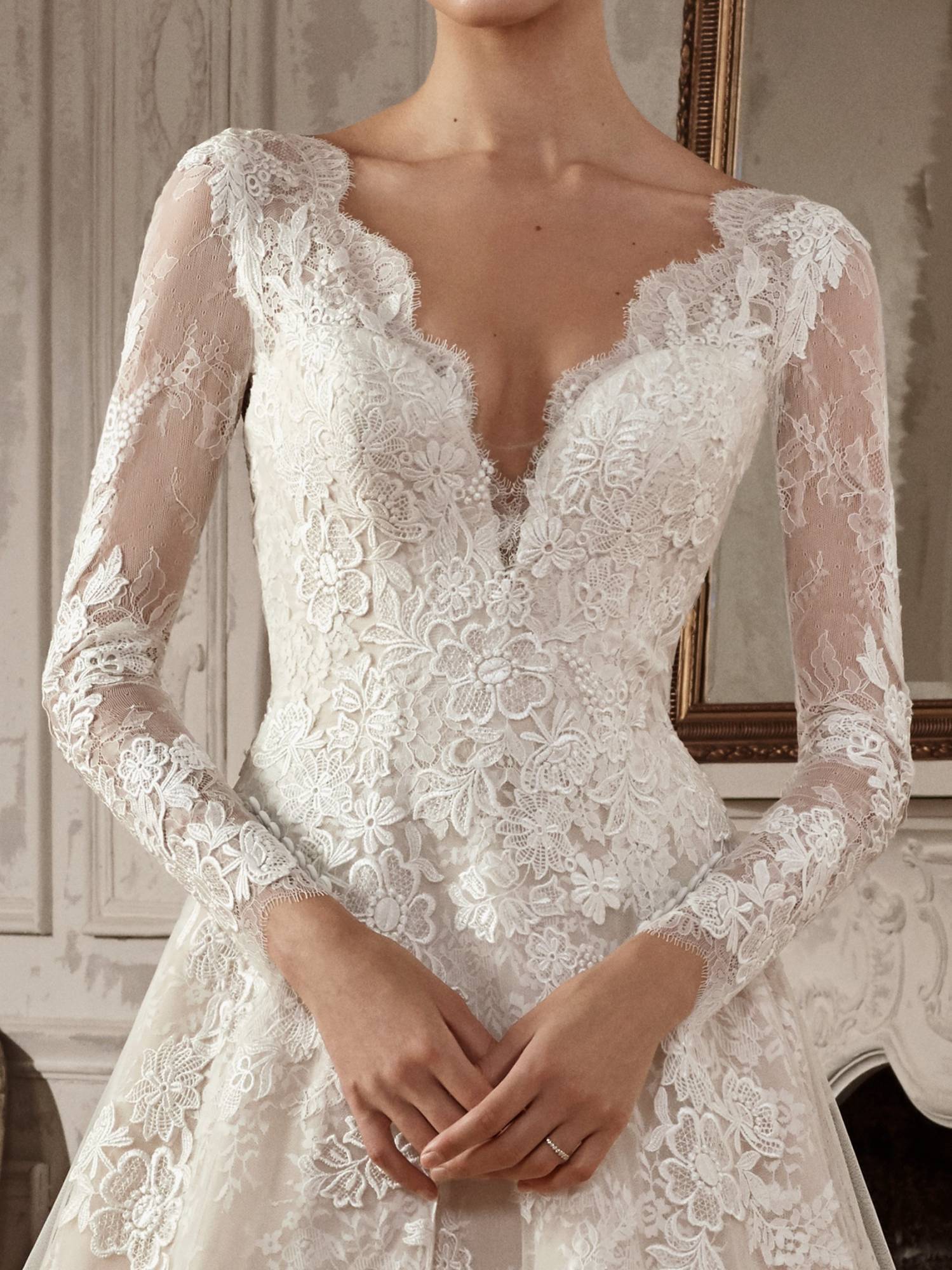 ventes de Robe de mariée manches longues Marseille en Provence