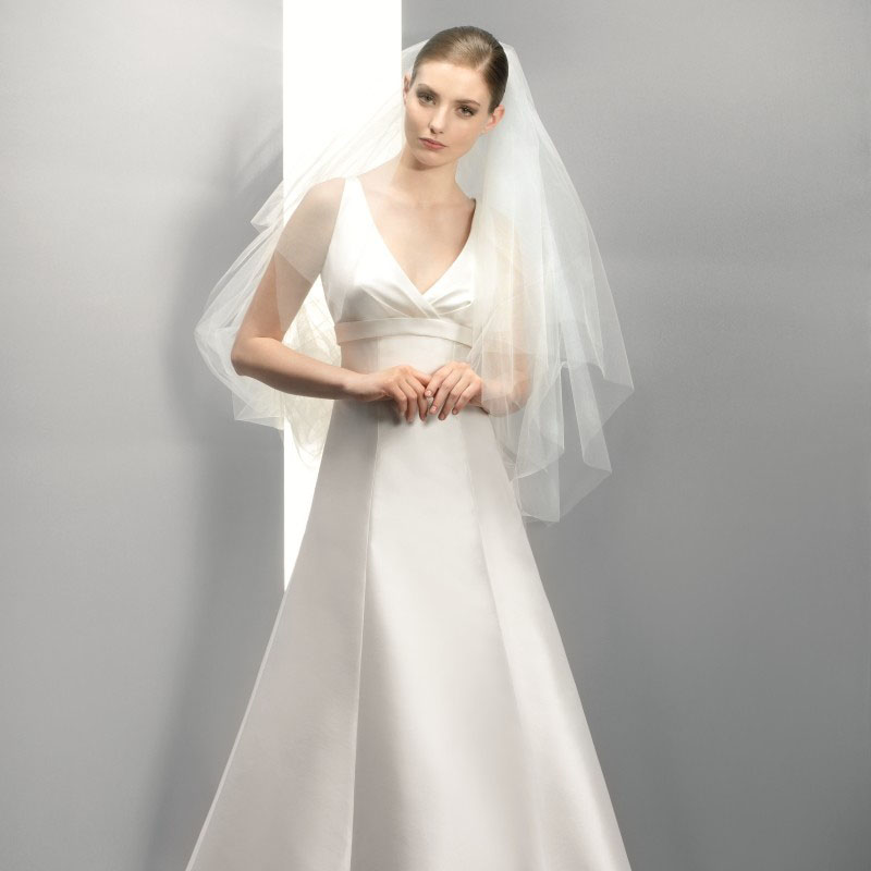 ROBE de la mariée JESUS PEIRO  3036 soniab rue rigord marseille proche aix en provence