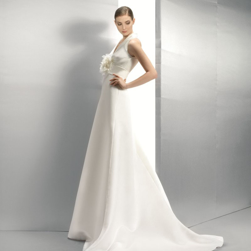 ROBE DE MARIEE JESUS PEIRO 3066 , empire taille sous poitrine SONIAB MARSEILLE