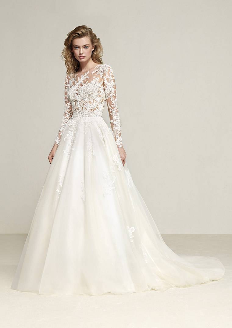 Robe de mariée pronovias sur Marseille rue paradis