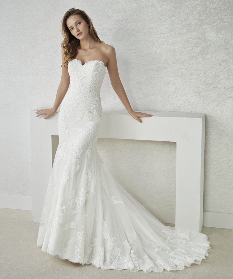 vente de ROBE DE MARIAGE saint mitre les remparts