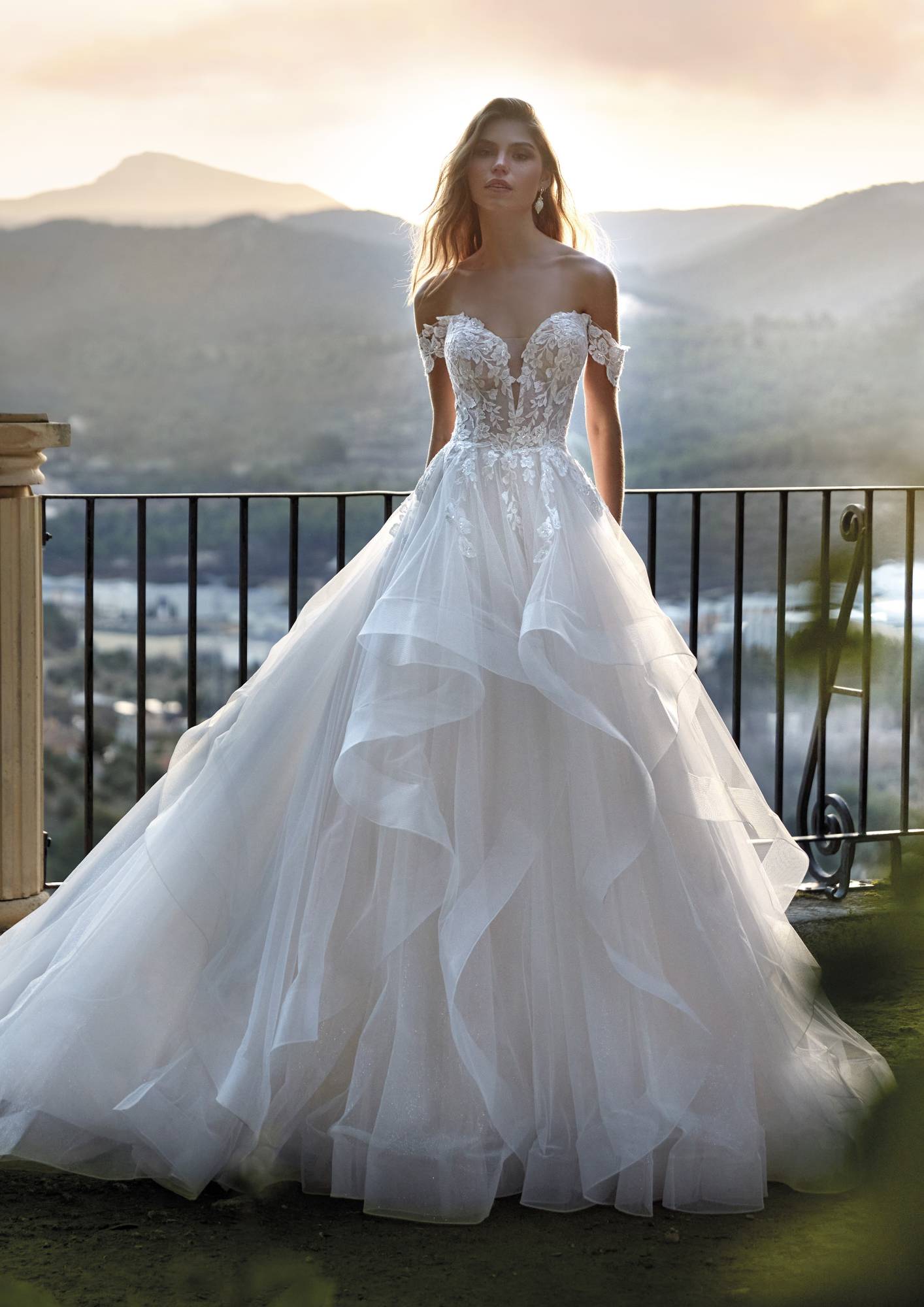 Robe de mariée HADAS Nicole Colet princesse tulle décolleté V mancherons Marseille