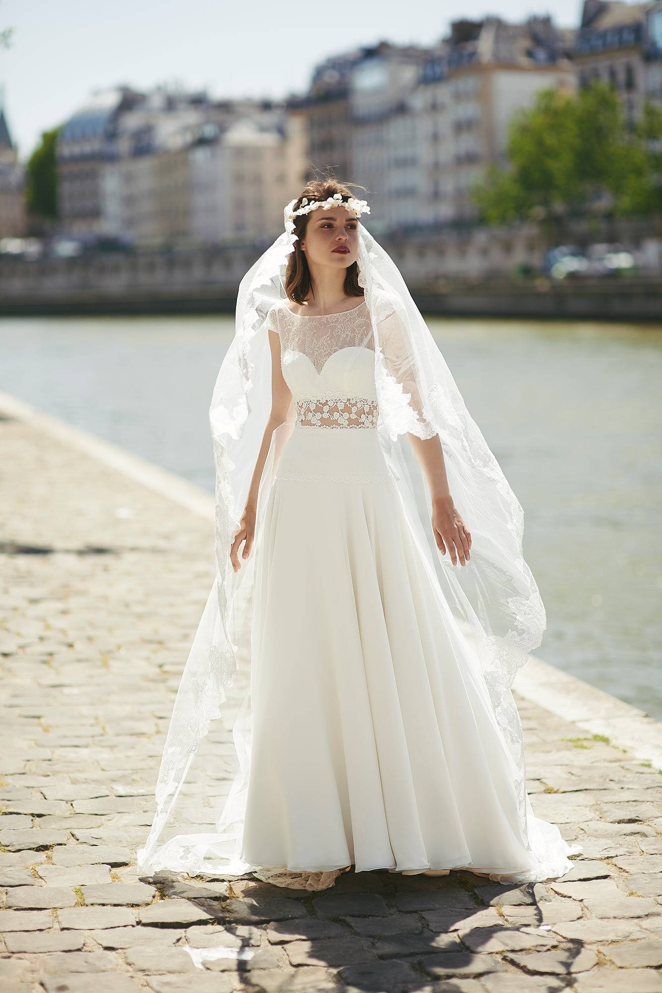 Robe de mariée Nicole Milano et Nicole Couture proche d'Aubagne en Provence