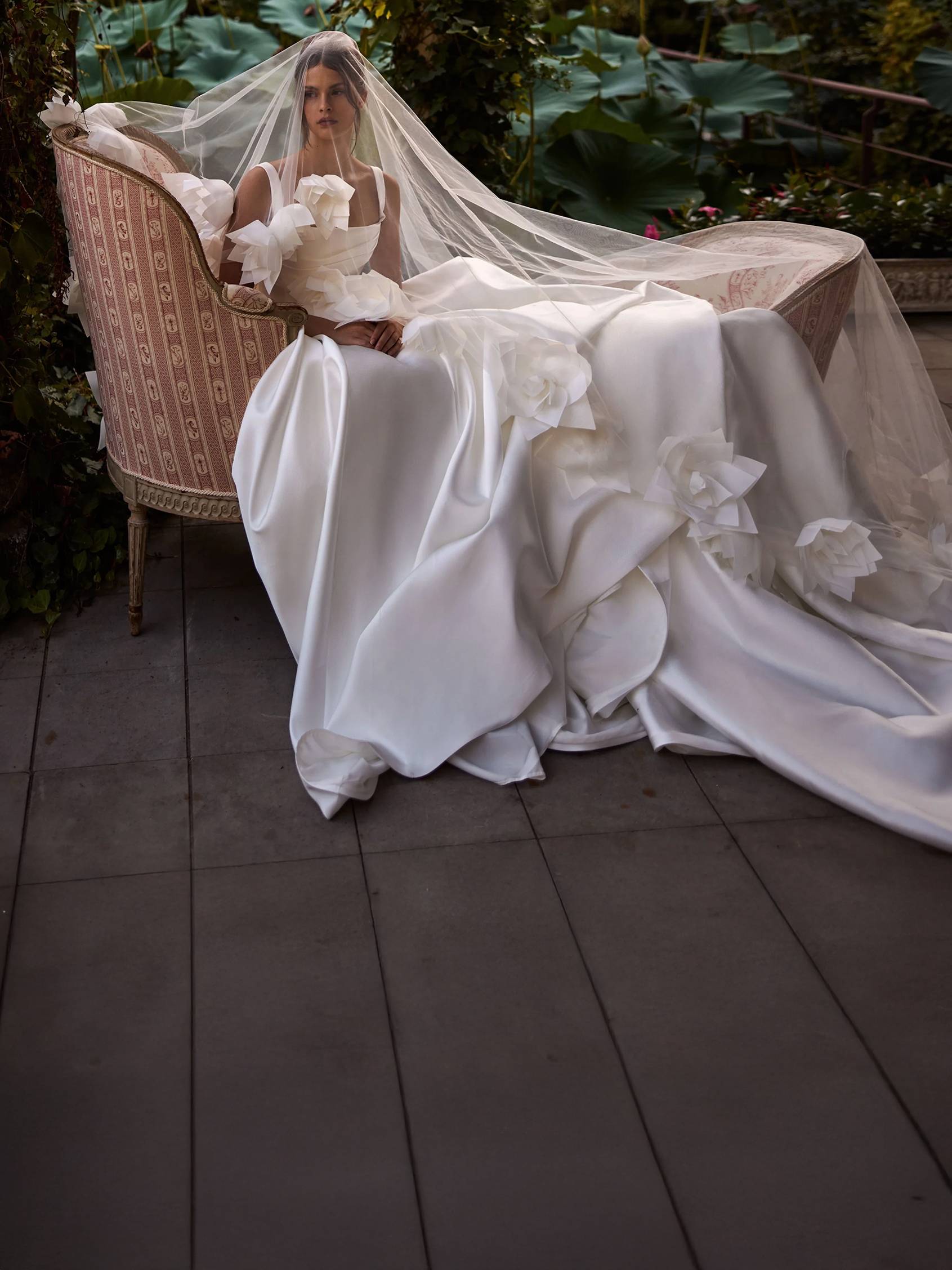 Accesoiriser sa robe de mariée sur marseille voiles et jupon sur mesure