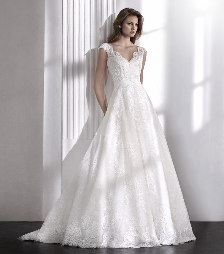 vente de ROBE DE MARIEE  AUBAGNE 13400