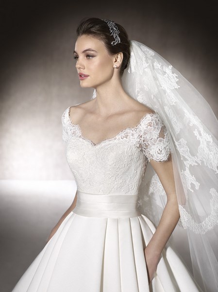 ROBE de ma vie  mariage PRONOVIAS MELISA proche la valentine 13011