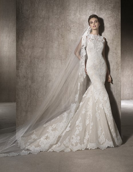 magasin de ROBE mariée PRONOVIAS marseille centre ville proche aubagne 13400
