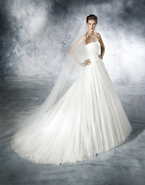 ROBE PRONOVIAS NIGUA