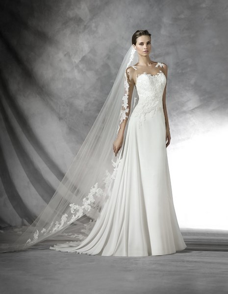 ROBE mariage droite PRONOVIAS  proche rue breteuil marseille