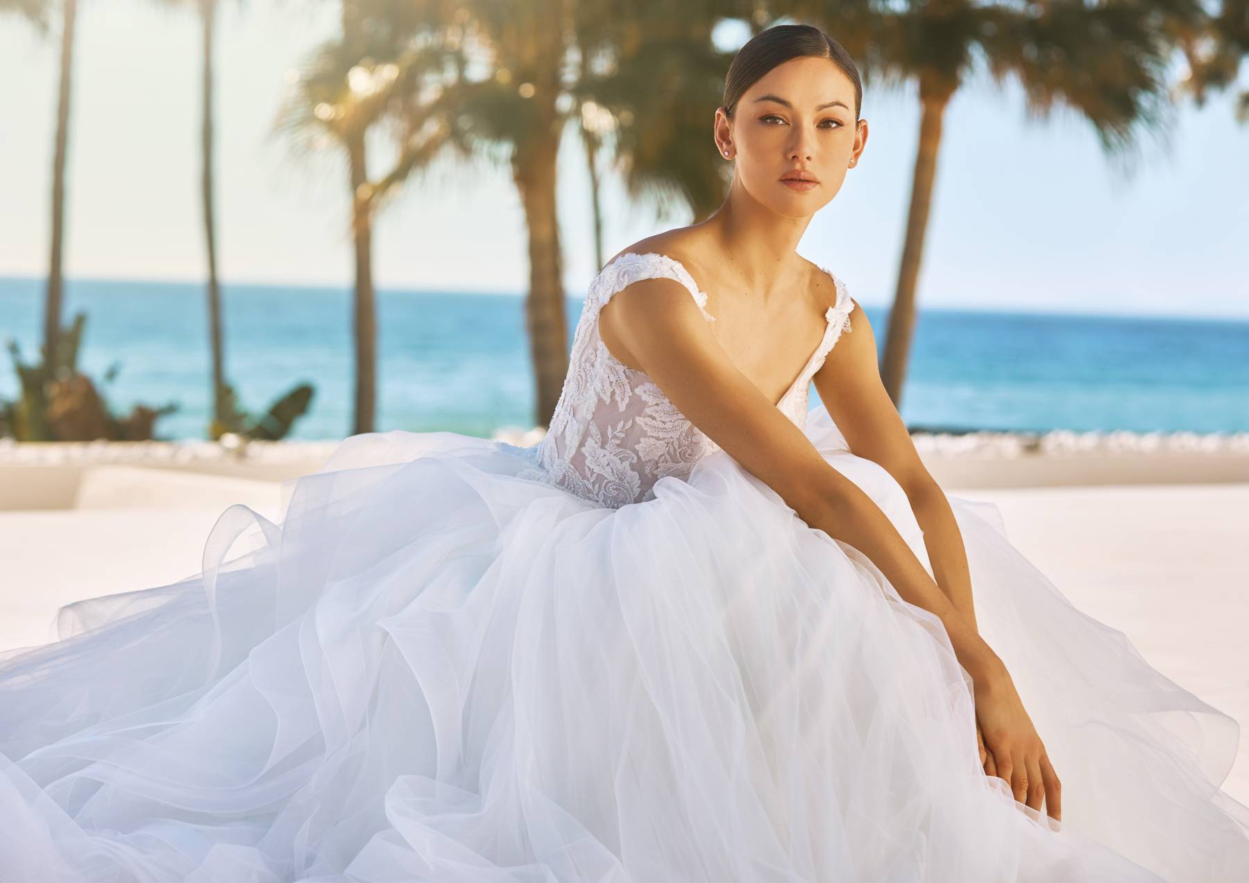 quel enseigne sur Marseille vend des Robes de mariée Pronovias