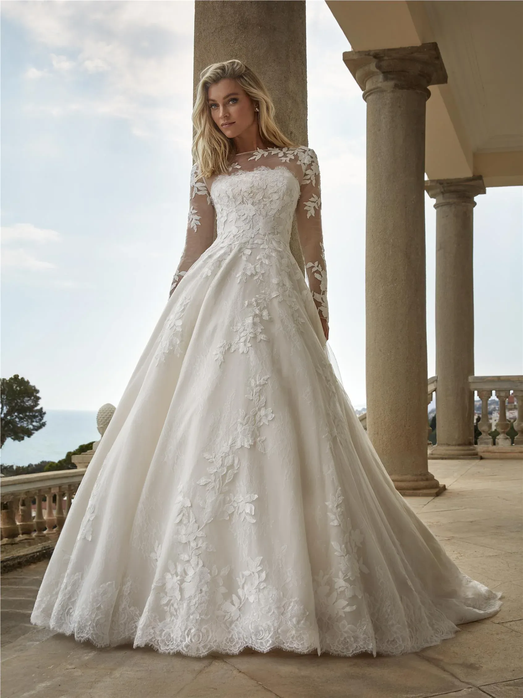 Robe princesse sans bretelles avec top amovible