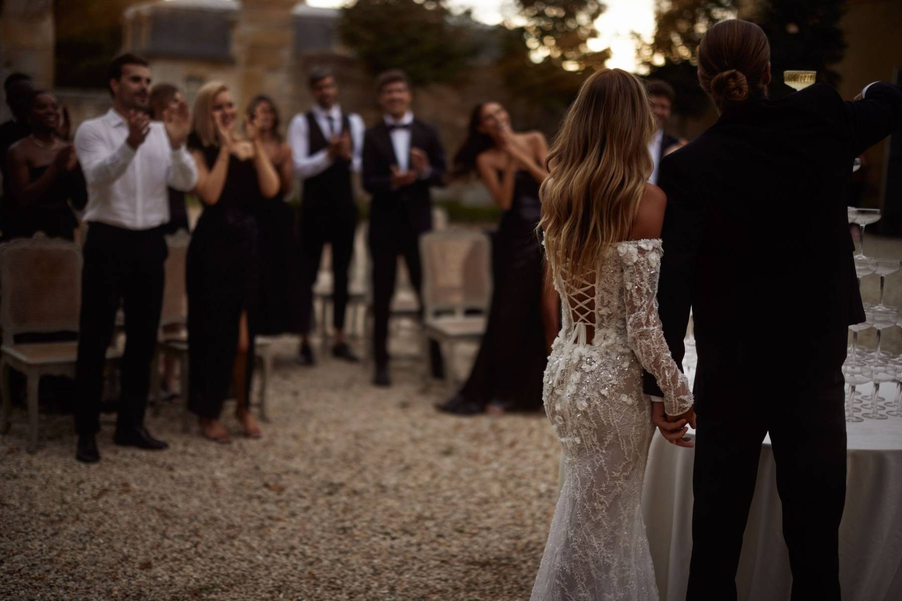 Robe de mariée Toulon accessoires élégants Soniab