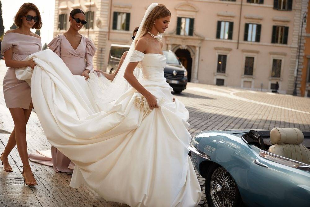 Robe de Mariée Bohème dans le Var — Collections Créateurs chez Soniab à Marseille