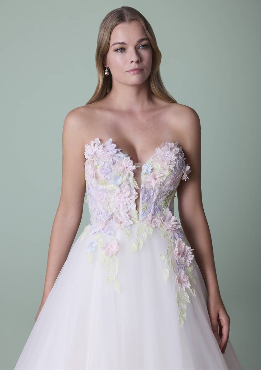 ***.ROBE DE MARIÉE PRINCESSE FÉERIQUE  TULLE ROMANTIQU 