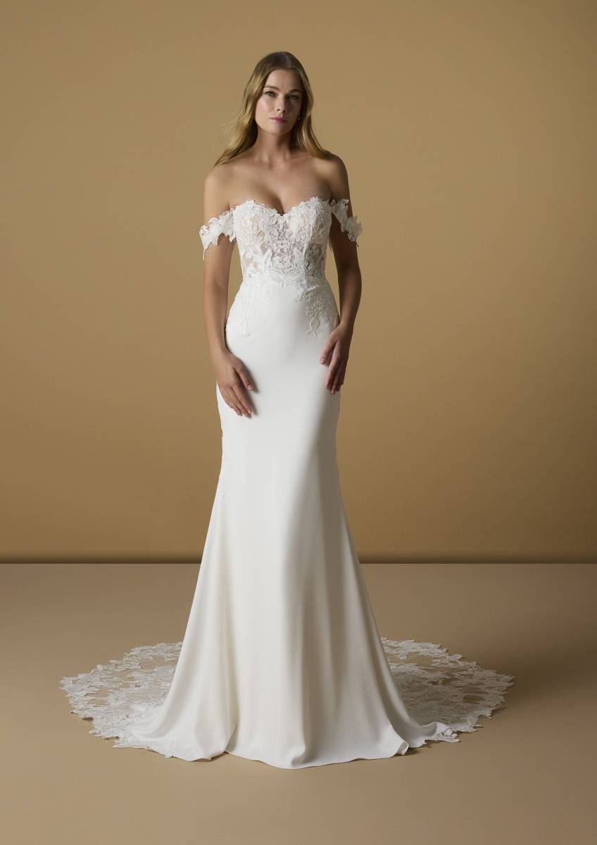 Robe de mariée JOLE Nicole Milano sirène crêpe décolleté cœur essayage sur mesure Soniab Marseille