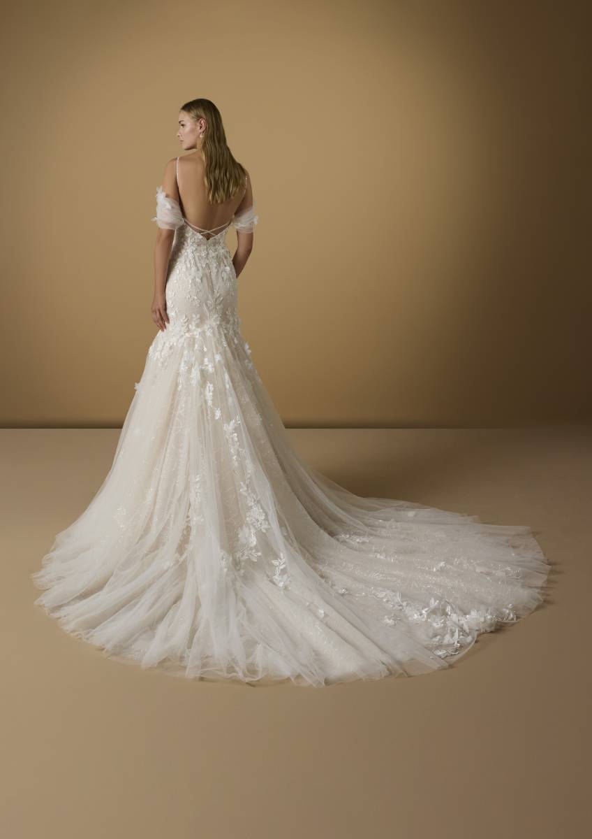Robe LILAEA Nicole Milano coupe sirène traîne majestueuse tulle créateur Soniab Marseille Aix Toulon