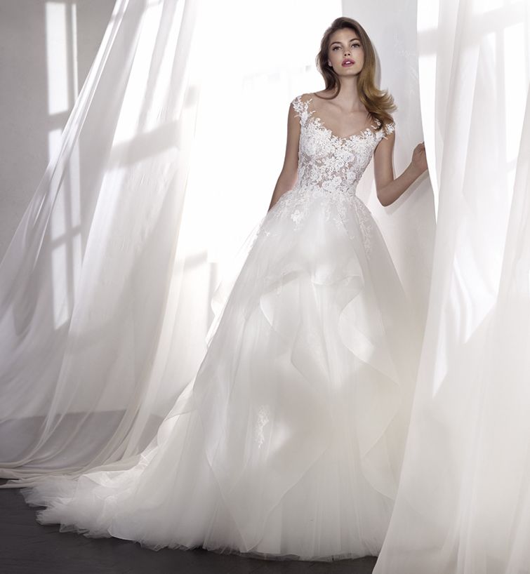 VENTE DE ROBE DE MARIEE  PRONOVIAS MARSEILLE RUE RABATAU 13008