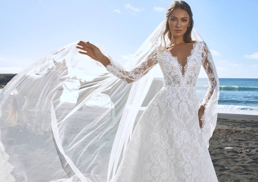 Robe de mariée Pronovias sur marseille centre ville enseigne soniab
