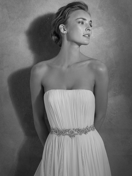 ROBE MARIAGE ATELIER PRONOVIAS NEREA  COUTURE PRES DU CORPS MARSEILLE