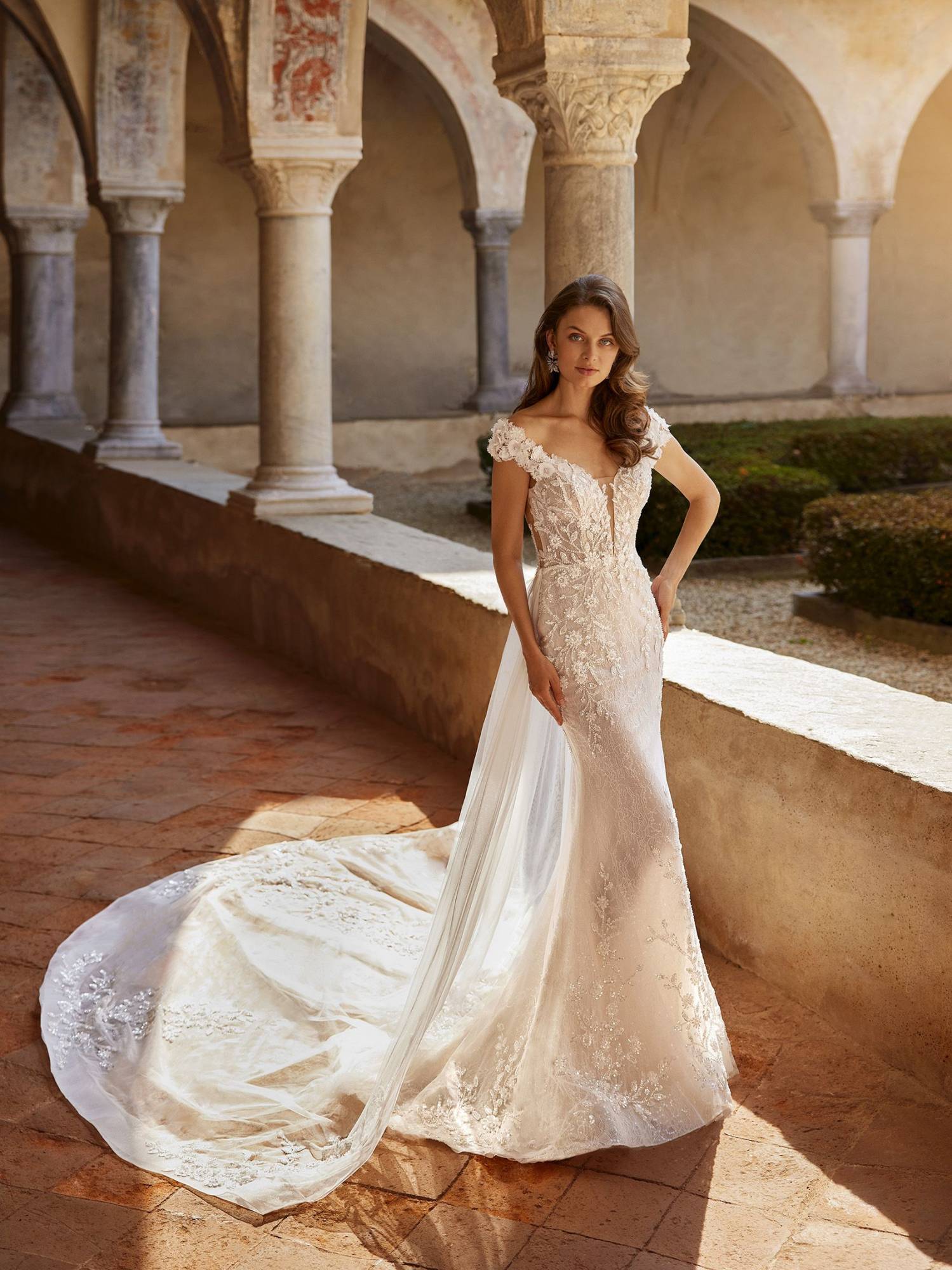 robe de mariée sirène en dentelle luxueuse marseille proche toulon