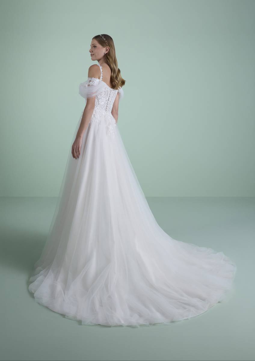 Robe de mariée SINOE Nicole Colet fit & flare tulle brodé manches flottantes essayage boutique Soniab Marseille