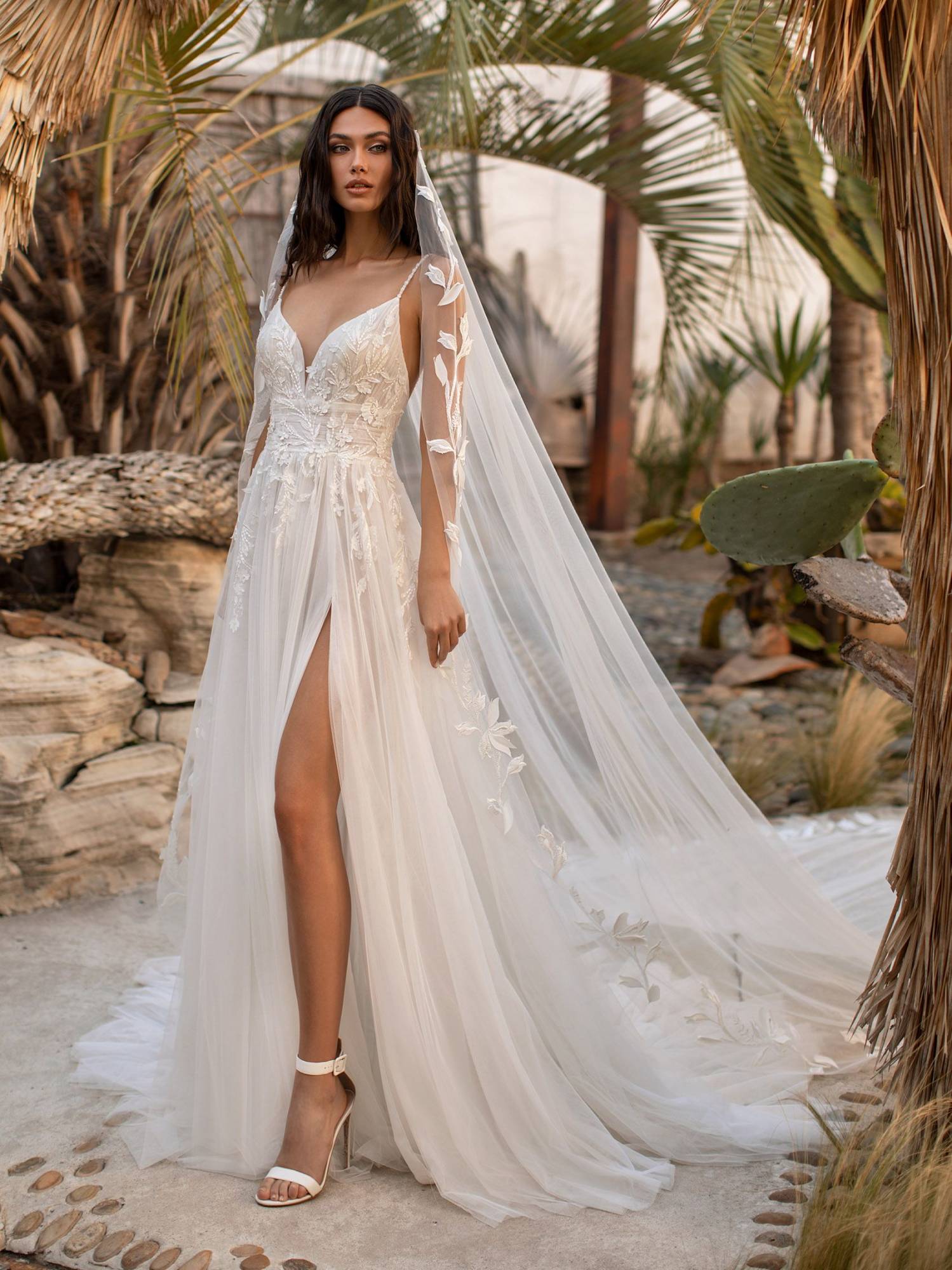 robe de mariée dentelle endue pronovias champêtre marseille proche aix en provence 13100