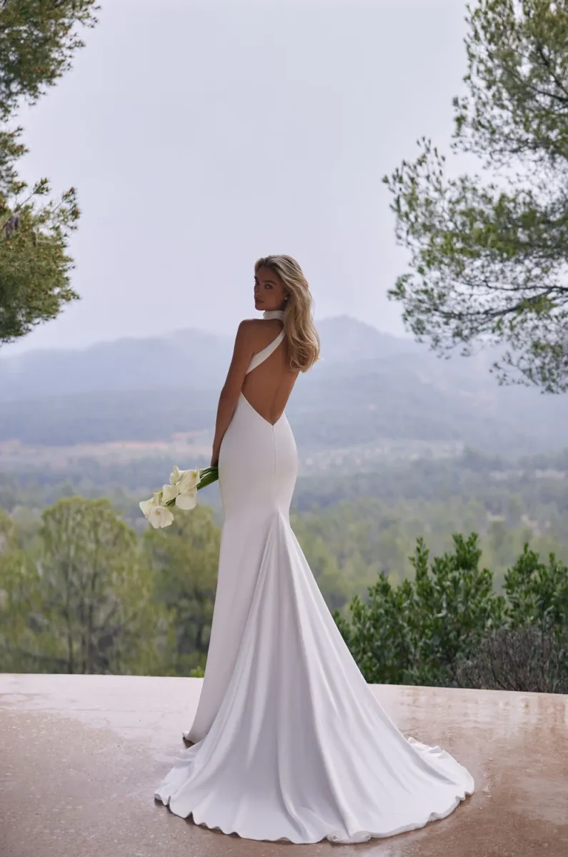 Robe de mariée sirène en satin drapé ricci eva lendel marseille proche aix en provence