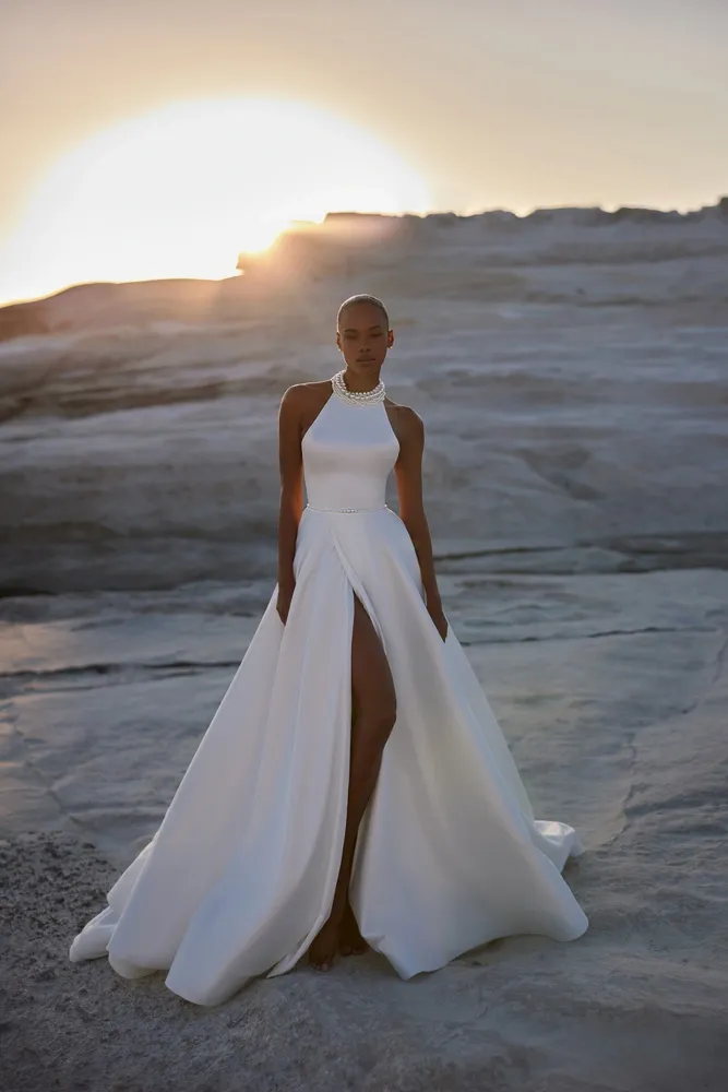 ROBE DE MARIÉE MODERNE ET UNIQUE  tendance 2026