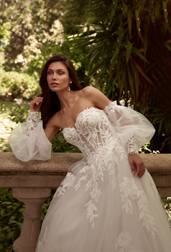 Robe de mariée trapèze bustier coeur manches bouffantes amovibles  Aldora 2026 marseille