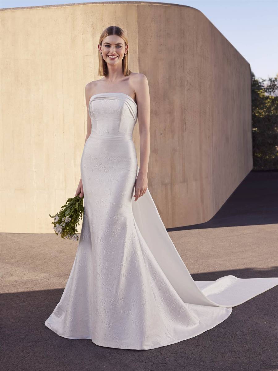 robe de mariée sirène décolleté bustier mikado juny pronovias marseille