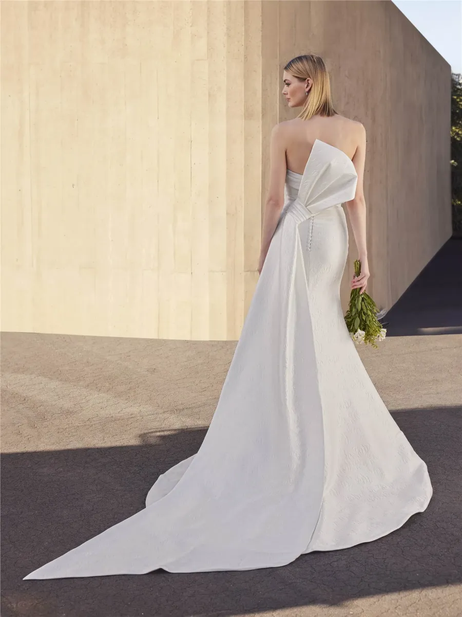 robe de mariée sirène sans manches mikado juny pronovias marseilel