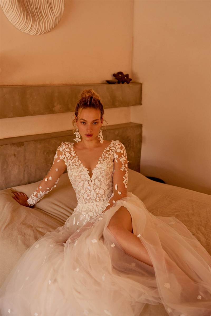 robe de mariée trapèze tulle manches longues Lillian West 66368 Marseille