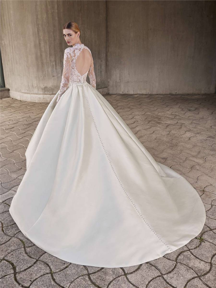 robe de mariée princesse manches longues dentelle mikado maplis pronovias marseille