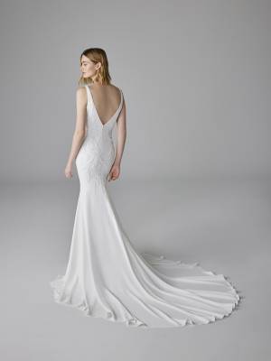 Sonia B. -  Où acheter sa robe de mariée haute couture Luce Sposa avec accessoires