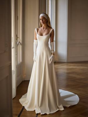 Sonia B. -  Magasin de robes de mariée Cymbeline Paris pour un mariage chic et élégant